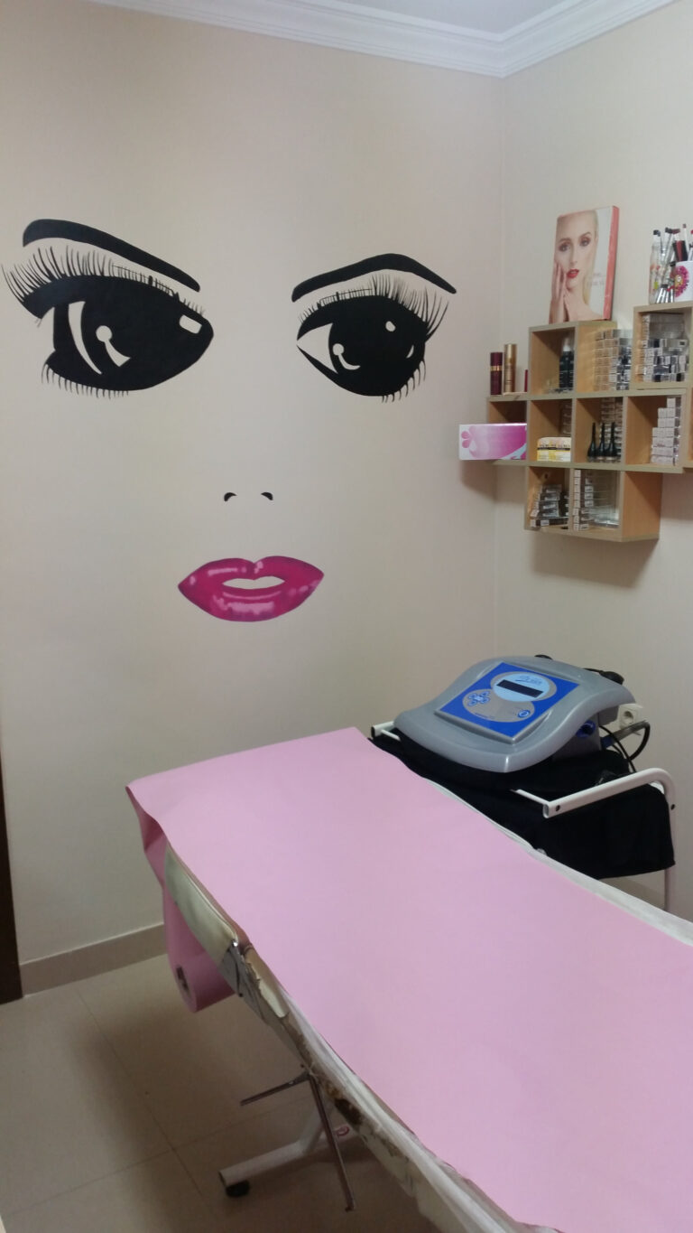 gabinete estetica damarit camilla 768x1365