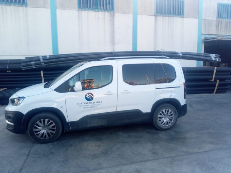 fontaneria jarilla vehiculo 768x576