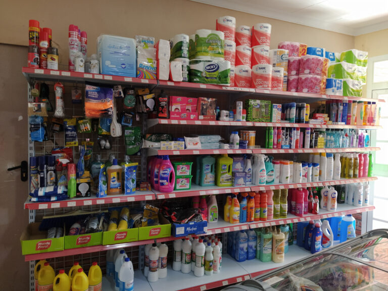 carniceria escurrion drogueria 768x576