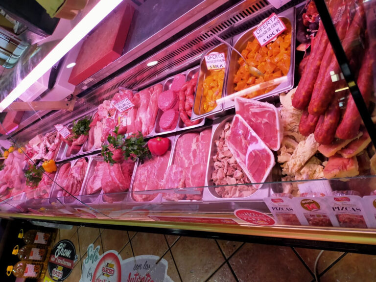 carniceria escurrion vitrina 768x576