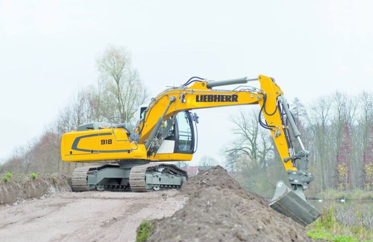 tecnimaq excavadora 768x499