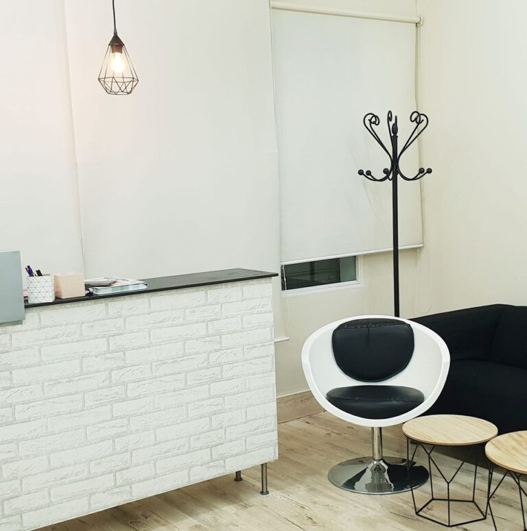 peluqueria sara salon 768x775