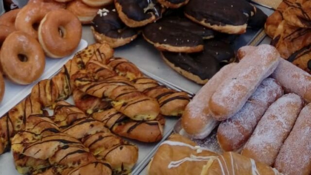 confiteria-panaderia-moreno-dulces.jpg