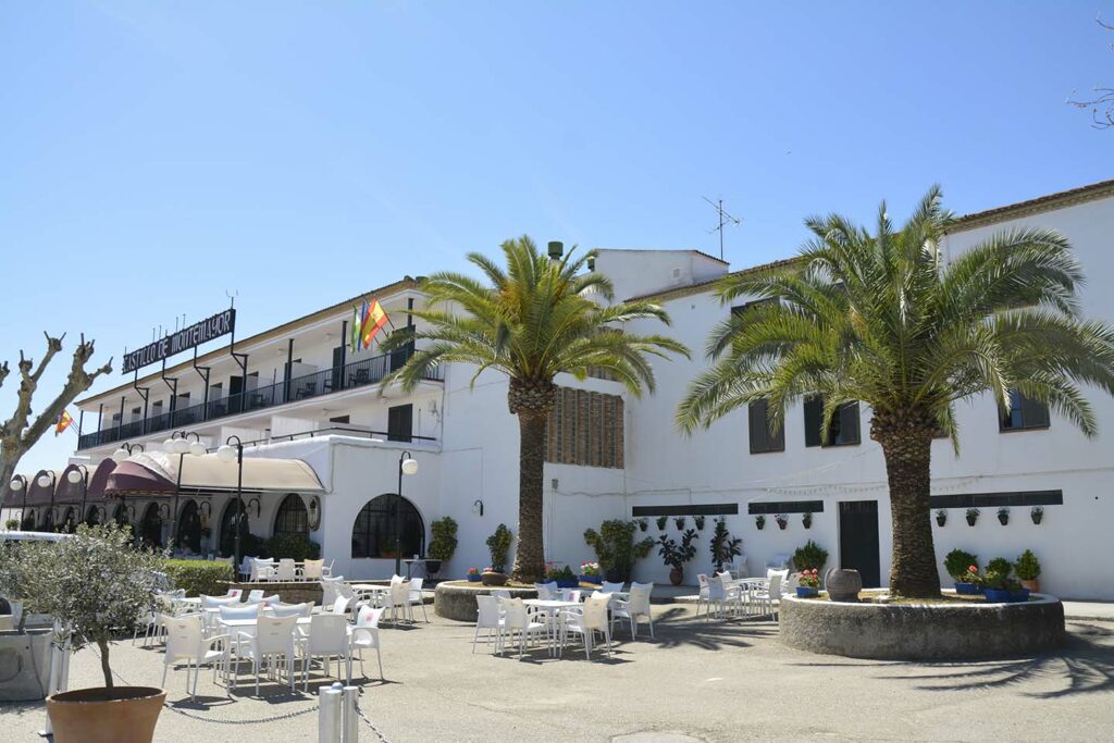 Hotel Castillo Montemayor2